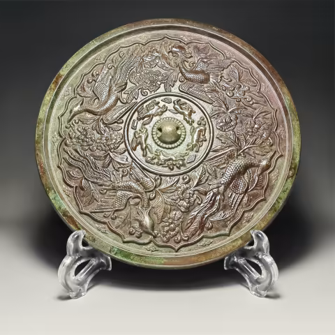 Bronze mirror 