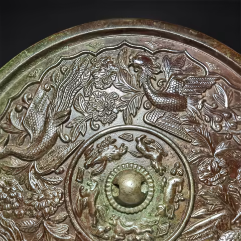 Bronze mirror 